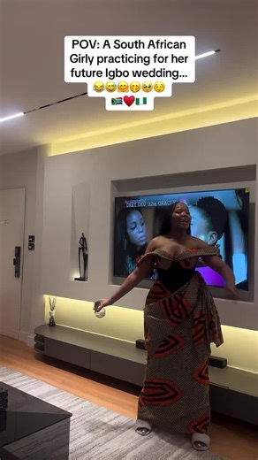 This is how you practice your dance step, in this lovely Ankara style ☺️ #naijastyle #lateststyles #ankarainspo #fyppage #ankaraslayers