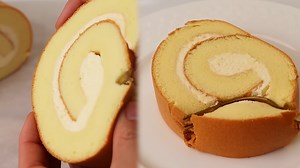 Soft and Creamy Vanilla Swiss Roll That Melts in Your Mouth