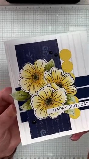 Creating with the Lovely Arrangements Bundle and December Product of the Month from Stampin' Up! #cardmaking #stampinupaustralia #stampinup | Alisa Tilsner Stampin Up Independent Demonstrator