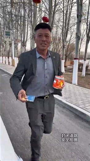 The Hilarious Daily Life of a Salesperson: A Must-Watch