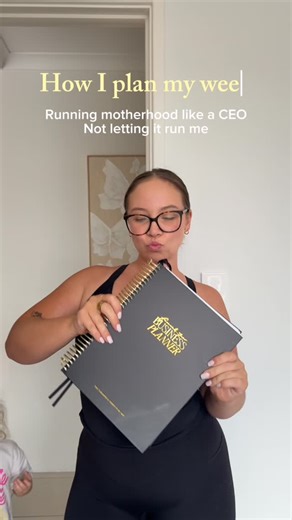 Teagan | motherhood and lifestyle on Instagram: "I’ll be the first to admit I never used to sit down and plan my week. But let me tell you why you need to start making time to do it weekly. Because let’s be real… how many times have you had a “day off,” filled it with fun, and by the end of the day thought, wait… I haven’t even done the washing? As a working mum, planning isn’t about being strict or over-scheduled. It’s about creating calm, reducing mental load, and making space for real life (i