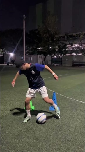 football skills tutorial ⚽🌟 #football #soccer #skills#tutorial