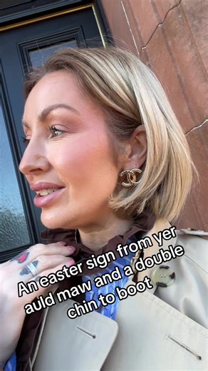 Unique Easter Signs for Moms Over 40