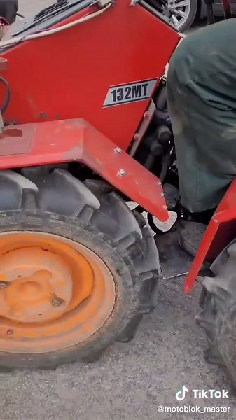 Установил на минитрактор колеса R16 #минитрактор #МТЗ132Н #Belarus #MTZ