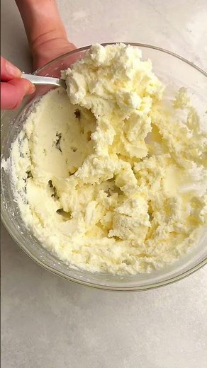 Simple Cream Cheese Mints #recipe #food