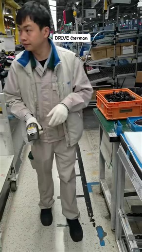 Car factory: Key programming