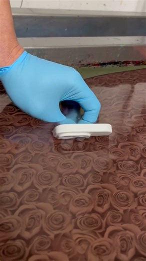 Hydro Dipping IPhone #satisfying #hydrodipping #odlysatisfying