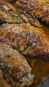 Must've been the wings Maxwell was talking about. #prettywings #turkey #madewithlove #louisiana #moist #tendernism | Chasity Caesar