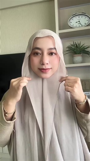 Tutorial hijab pashmina 😍✨ Cr tt : @nabilakhuzil #pashminaceruty #pashminatutorial