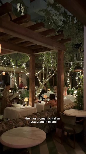 Most Romantic Italian Restaurant in Miami @cecconisrestaurants 📍4385 Collins Ave, Miami Beach, FL 33140 Perfect for date night, at the cozy patio under the stars Classic Italian food and a menu for every taste, my favorite dishes were the Vitello Tonnato & Lamb Chops Service was also so good and vibes were the best #pasta #italian #sohohouse #miami #miamirestaurants #food #foodie | Miami Yums
