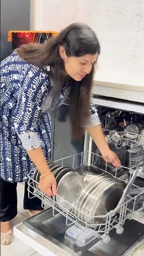 How to take out the dishwasher baskets from the Dishwasher Machine | #dishwasherreview #dishwasher