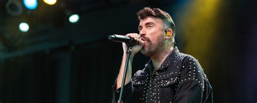 Tyler Glenn Discusses Our 4 Favorite Songs from the New Neon Trees Album 'Sink Your Teeth'