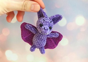 Miniature Bat Crochet Pattern. Amigurumi Tutorial Small Stuffed Bat. - Etsy UK