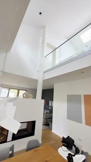 Lichtdurchflutetes Familienhaus von Baufritz | Hausbau Helden | #Shorts