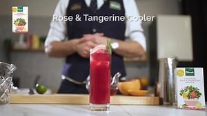 Serve your guests a cool, healthy and refreshing mocktail made with the goodness of Dilmah Tangerine, Rose & Grapefruit infusion! Did you know that rosehip and citrus contain Vitamin C, which can boost immunity? World Champion Flair Bartender, Tomek Malek, shows you how to get started on Dilmah's Rose and Tangerine Cooler. Get the main ingredient: https://bit.ly/3yIAk38 Learn how to make your own at the Dilmah School of Tea eLearning programme, here: https://www.dilmahtea.com/all-about-tea/schoo