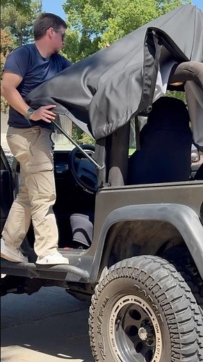 Installing the Bestop Slantback Soft Top #jeep #jeeptj #offroad #crawler