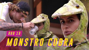 979K views · 9.8K reactions | OLHA A COBRA...  É VERDADE!  No #BBB19, Gabi Hebling ganhou o Anjo e indicou Carol Peixinho para o Castigo do Monstro. O que ela não imaginava era que estaria dando pra Carol um dos piores Monstros da história do #BBB!  Quem lembra? ▶️ #RedeBBB | BBB | Facebook