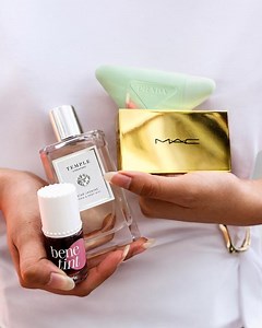 GLOW ON THE GO: ✨ Confidence should feel effortless, and it can, with these beauty essentials from Temple Candles and The Shilla Duty Free Singapore! 🛍️ Shop now for up to 25% off*: https://changi.me/4pzRS92 *Product exclusions and T&Cs apply. | iShopChangi