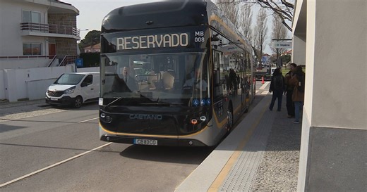 Metrobus do Porto faz viagem inaugural após anos de espera