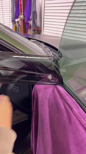 Introducing the Coolest DIY Window Tint Ever 😎 Don't waste money on professionals when it's so darn simple! You'll be done in under a minute! #viral #DIYProjects #fun | Window Tinting Queen
