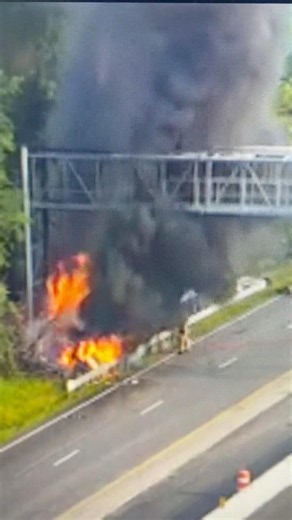 Semi #fire and crash 65 South near Brownstown Rd.