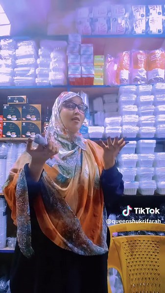 Exploring Packaged Products in a Store Setting