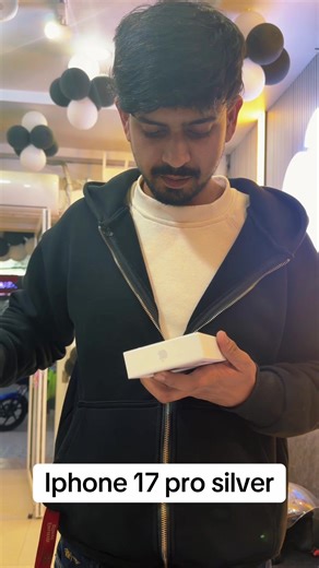 iPhone 17 Pro Silver Review: A Glimpse of Elegance