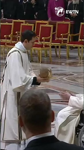 271K views · 16K reactions | HIGHLIGHTS | El Papa Francisco celebró la santa misa en la Solemnidad de la Natividad del Señor en la Basílica de San Pedro, con la participación de unas 7,000 personas. #ChristmasEve #Christmas2022 | EWTN Español | Facebook