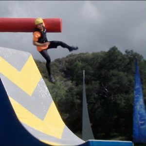 11M views · 110K reactions | He definitely impressed his date with those moves! 藍 | Wipeout | Facebook