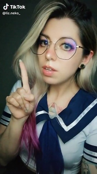 Ara ara 🐰✨ #fyp #fypシ #egirl #cosplay #anime #kawaii #tattoo #heterochromia