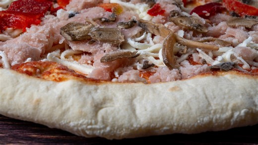 10 popular frozen pizza brands that use high quality ingredients