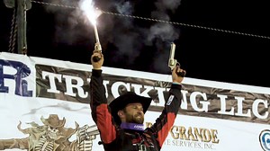 There aren't many better at Vado than Cade Dillard Racing/CDR Racecars. He's looking for more wins in both a Late Model and Modified in 2025 at the #WildWestShootout 🔊 | DirtonDirt