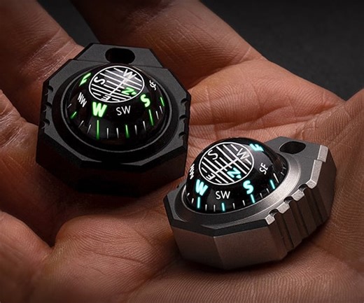 The Bugeye Mini Floating Compass Has Its Eye on Your Direction