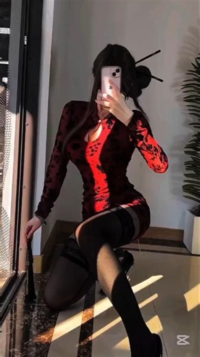 Try this #cosplay #dresstransformation #outfitchange