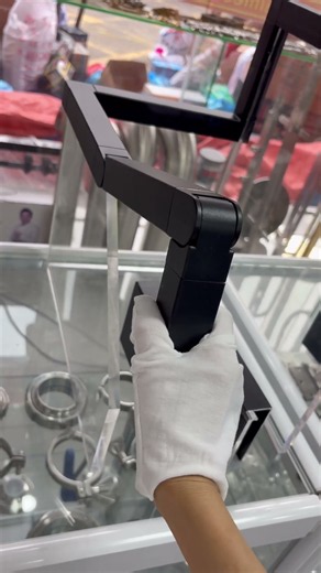 Watch how we install the black 35x35 Aluminum handrails with accessories?#Stair #handrail