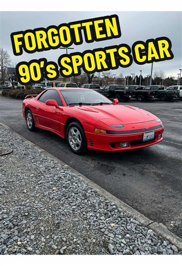 I can’t tell you when the last time I saw one of these, especially in the kind of condition this one is. The Mitsubishi 3000GT is so extremely underrated for the tech and just overall specs, especially compared to cars of that time. #mitsubishi#3000gt#90s#jdm