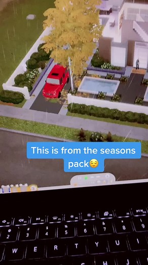 Surviving Extreme Weather in The Sims 4