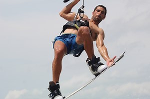 Kitesurfing Sri Lanka. Best guide with the top spots