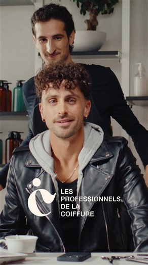 POV : ton pote se trompe de sabot… 🥹 #CoeurSurMonCoiffeur Vous révéler, c’est notre métier. #LesProfessionnelsDelaCoiffure - @ag2rlamondiale @babylisspro @bleulibelluleofficiel #cnec @couleursgaia @defipourhomme @dessangeparis #etreutileparpassion @franckprovostparis @ikosoft @jeanlouisdavidfr @kevin.murphyfr @labiosthetiqueparis @labiosthetiquefrance_pro @lbdcoiffeur @lelabdeclaire @lorealpro_education_france @mcb_by_bs @modshair france @planityofficiel @raphael_perrier_officiel @revlon_profes
