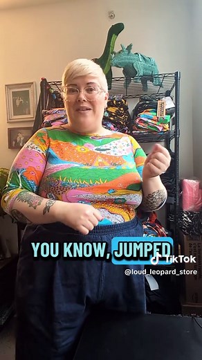 We hope you're having a wonderful holiday time, and are rewarding yourself for making it through a difficult year by finding some massively discounted, fabulous items in our Boxing Week Sale! 35% off nearly everything until the end of the week! loudleopard.com