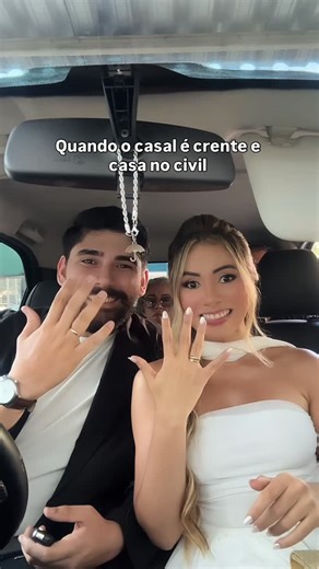 Maiane Interprete Libras on Instagram: "Casamento perante a lei dos homens 🤍💍 Make e cabelo @rachelfalcaomakeup divouuu 🫶🏼😍 Loiro @katiacampoos Aliança @joias_alfa #casamentocivil💍 #casamento #noiva"