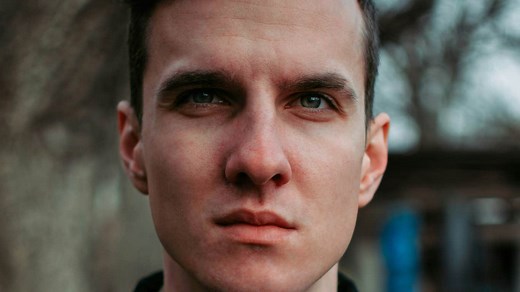 15 Traits Of A Selfish Husband Who Lacks Complete Emotional Awareness