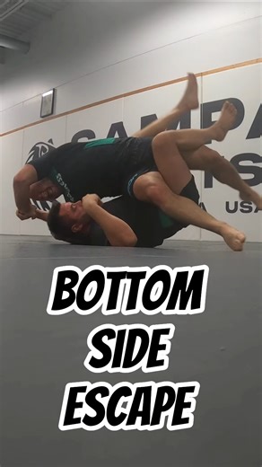 bottom side escape #katame #bjj #jiujitsu #grappling #combatsport