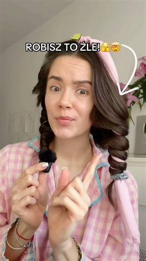 Jak nałożyć wałek na włosy? 😳 - oto tutorial!🔥Zapiszcie żeby nie zgubić! #układaniewłosów #fryzury