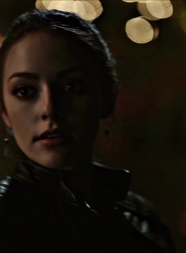 Powerful Hope Mikaelson Edits and Legacies Wallpaper