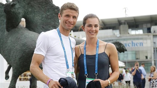 Thomas Müllers Ehefrau Lisa überrascht mit ehrlichen Worten