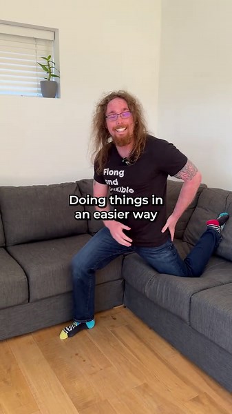 Sitting into a squat to improve your squat when you physically can’t squat does diddly squat!! You’ll just end up hurting something! Breaking it down to working on one side at a time with assistance is the key and then when you build on that for a few weeks you’ll be able to put it all together and have a happier squat! Spending time in easier positions is key when you are struggling with your flexibility! Make it easier and do it more frequently so you can get Flong & Sexible! #squatmobility #d