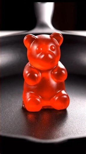 「4K」「ASMR」Melting Giant Gummy Bear on pan 🍳
