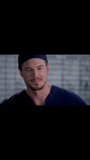 #GreysAnatomy honored Eric Dane at the end of Thursday night’s episode with a touching video montage of his character Dr. Mark Sloan aka McSteamy. The tribute, set to Snow Patrol’s “Chasing Cars,” includes a powerful quote from his character about telling people you love them. 🙏❤️ (🎥: greysabc) | Extra