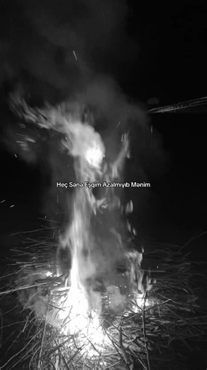 Heç Sənə Eşqim Azalmıyıb Mənim - Sözlər və Məna